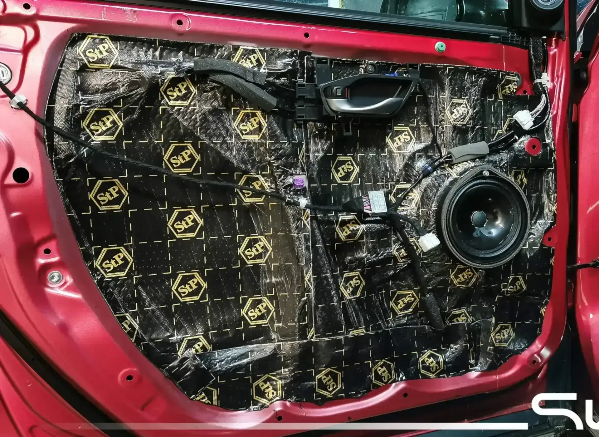 Wygłuszenie Drzwi pod Car Audio